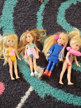 Barbie Blonde Mini Dolls Lot with Pink and Blue Outfits